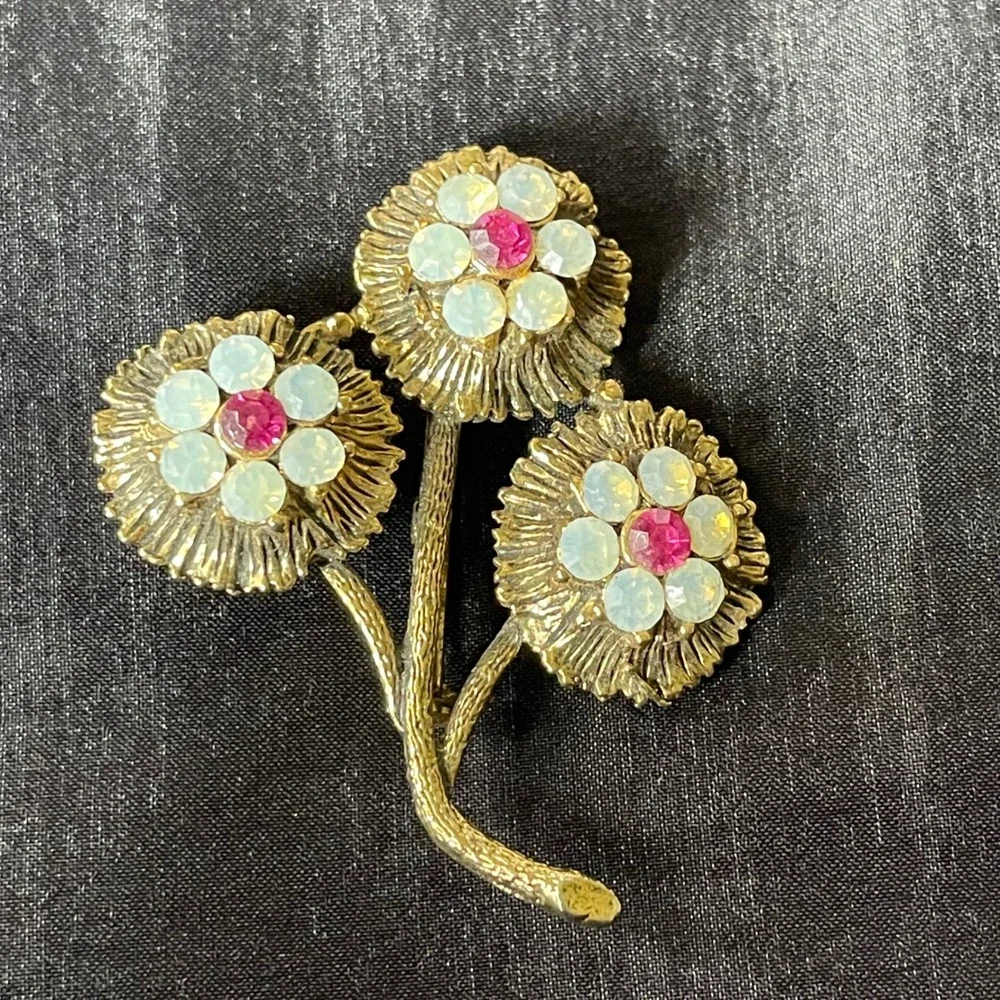 Vintage Gold Tone Triple Flower Brooch Pink AB White Rhinestone Floral Spray Pin